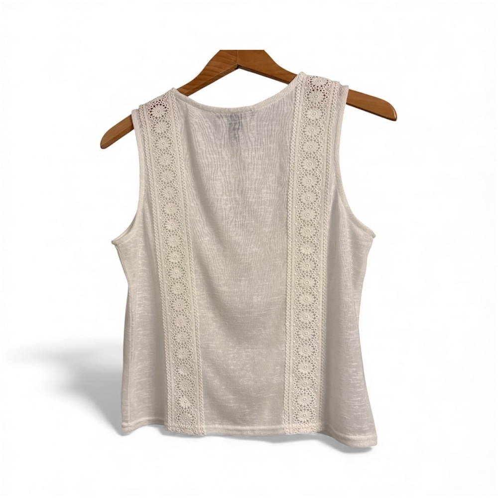 Forever 21 Lace Tank Top Women’s Small Sleeveless Chic Layering Cami NWT - Picture 2 of 4